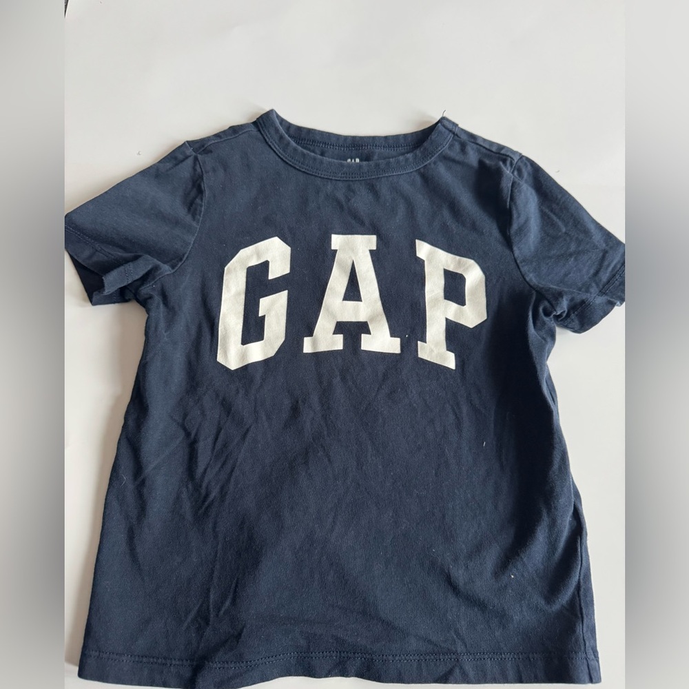 GAP Navy logo TShirt Short Sleeve XS